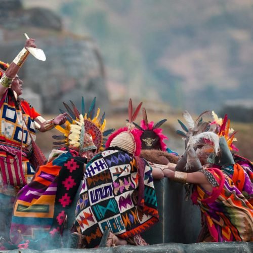 Sacrificio de la llama en honor al Dios Sol